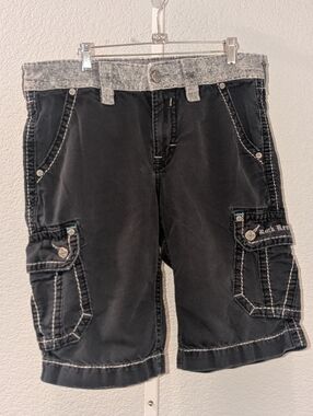 Rock Revival Classic Cargo Shorts in Black Sz 33 Waist